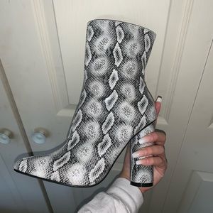 fashionova snake print booties